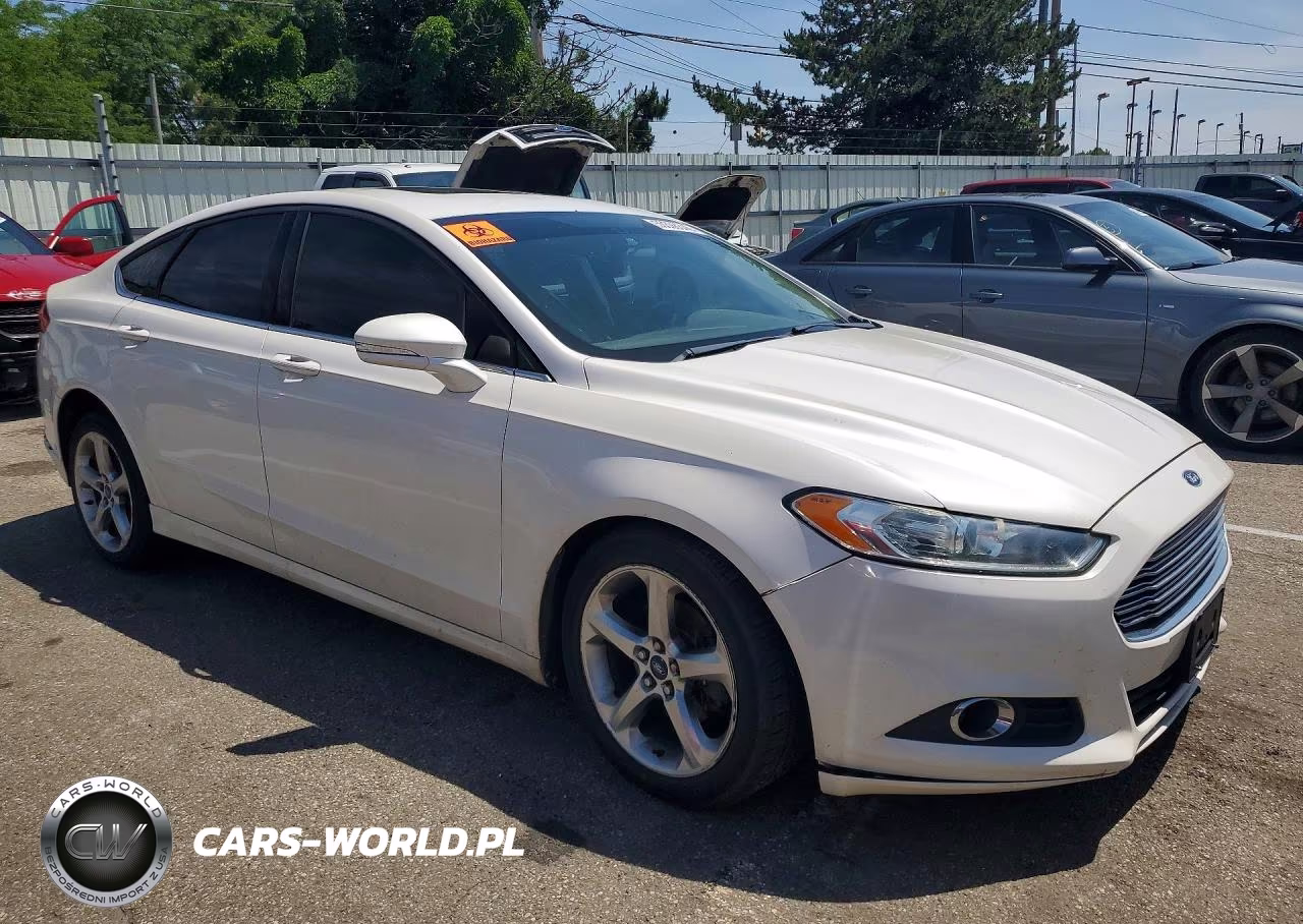 2013 Ford Fusion Se VIN:3FA6P0H95DR384927 - 4