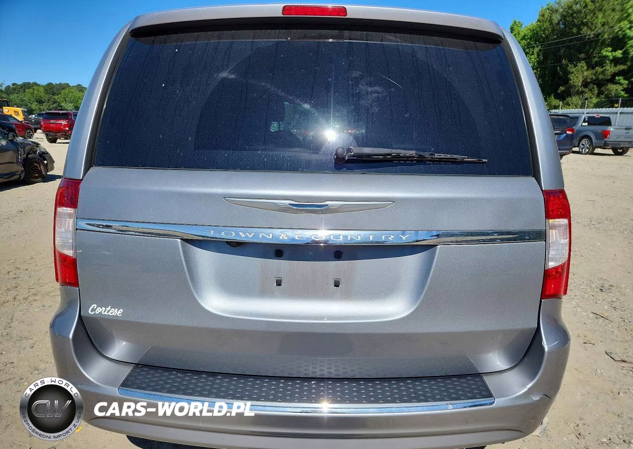 2015 Chrysler Town & Country Touring VIN:2C4RC1BG0FR629481 - 6