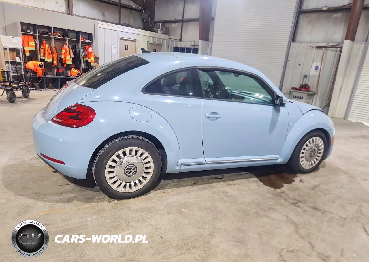 2014 Volkswagen Beetle VIN:3VWJP7AT3EM629853 - 3