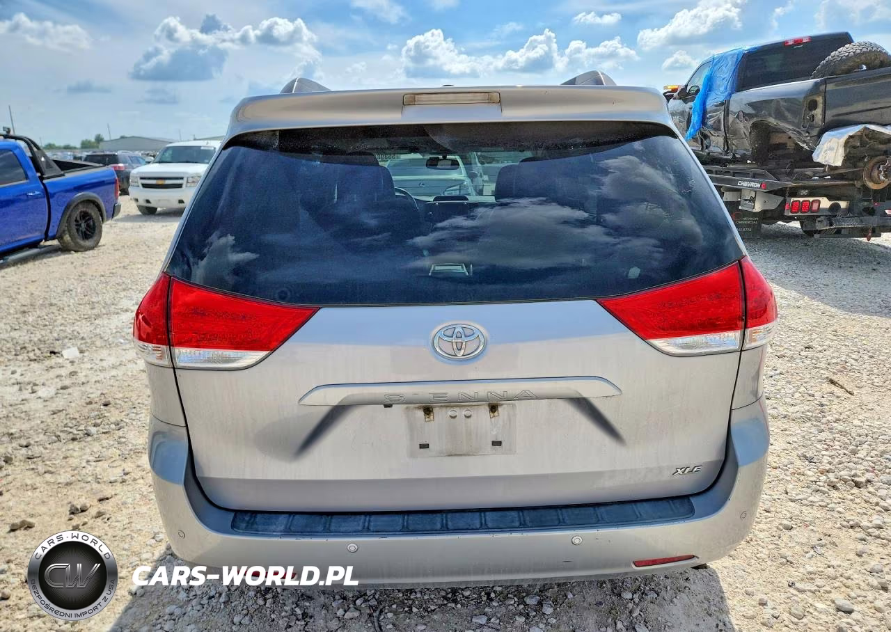 2011 Toyota Sienna Xle 8-Passenger VIN:5TDYK3DC6BS012088 - 6