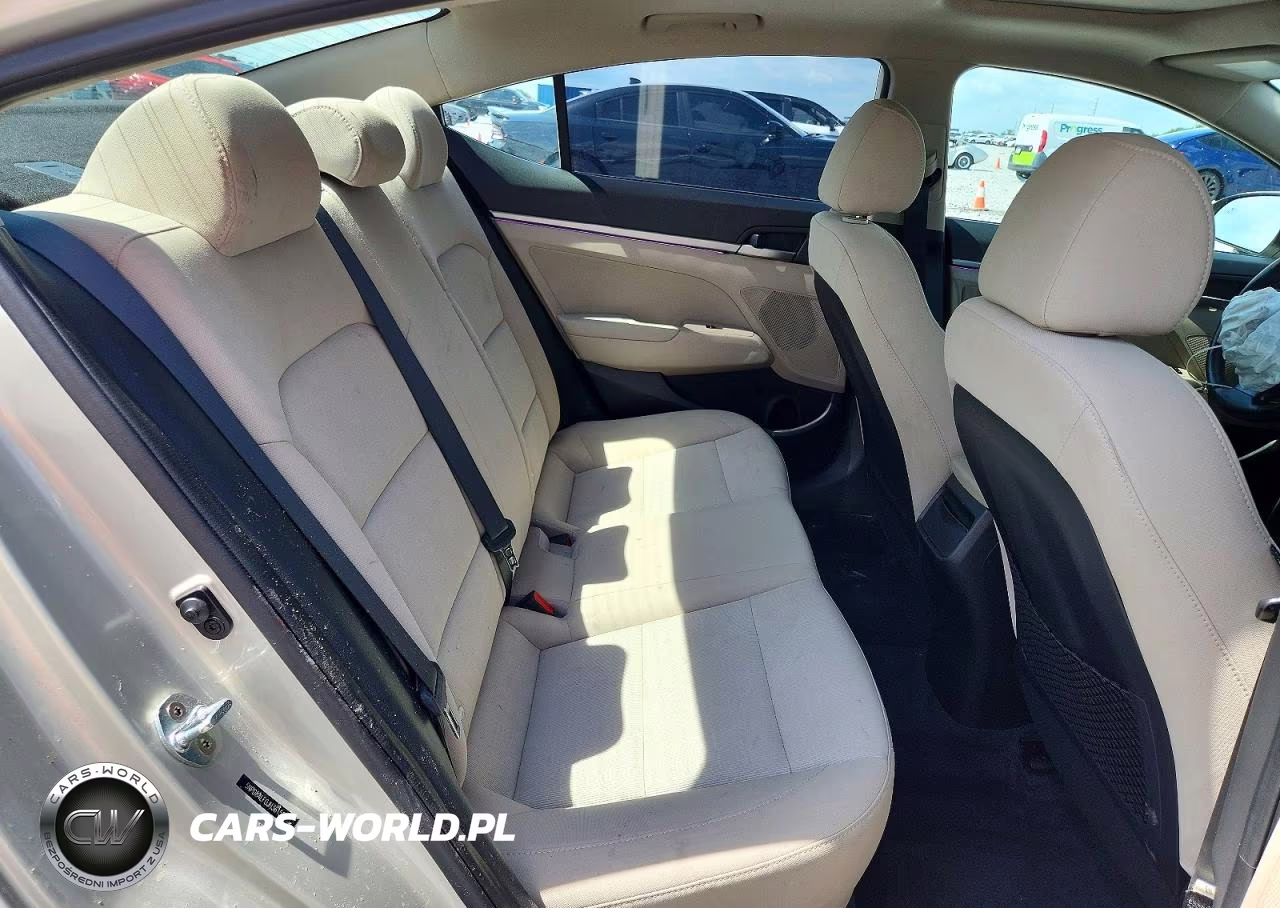 2018 Hyundai Elantra Value Edition VIN:5NPD84LF0JH361508 - 10