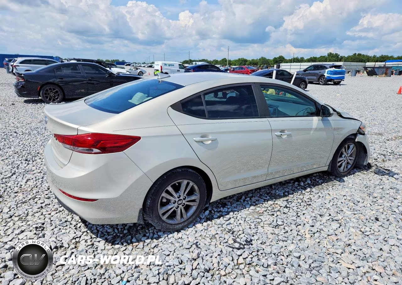 2018 Hyundai Elantra Value Edition VIN:5NPD84LF0JH361508 - 3