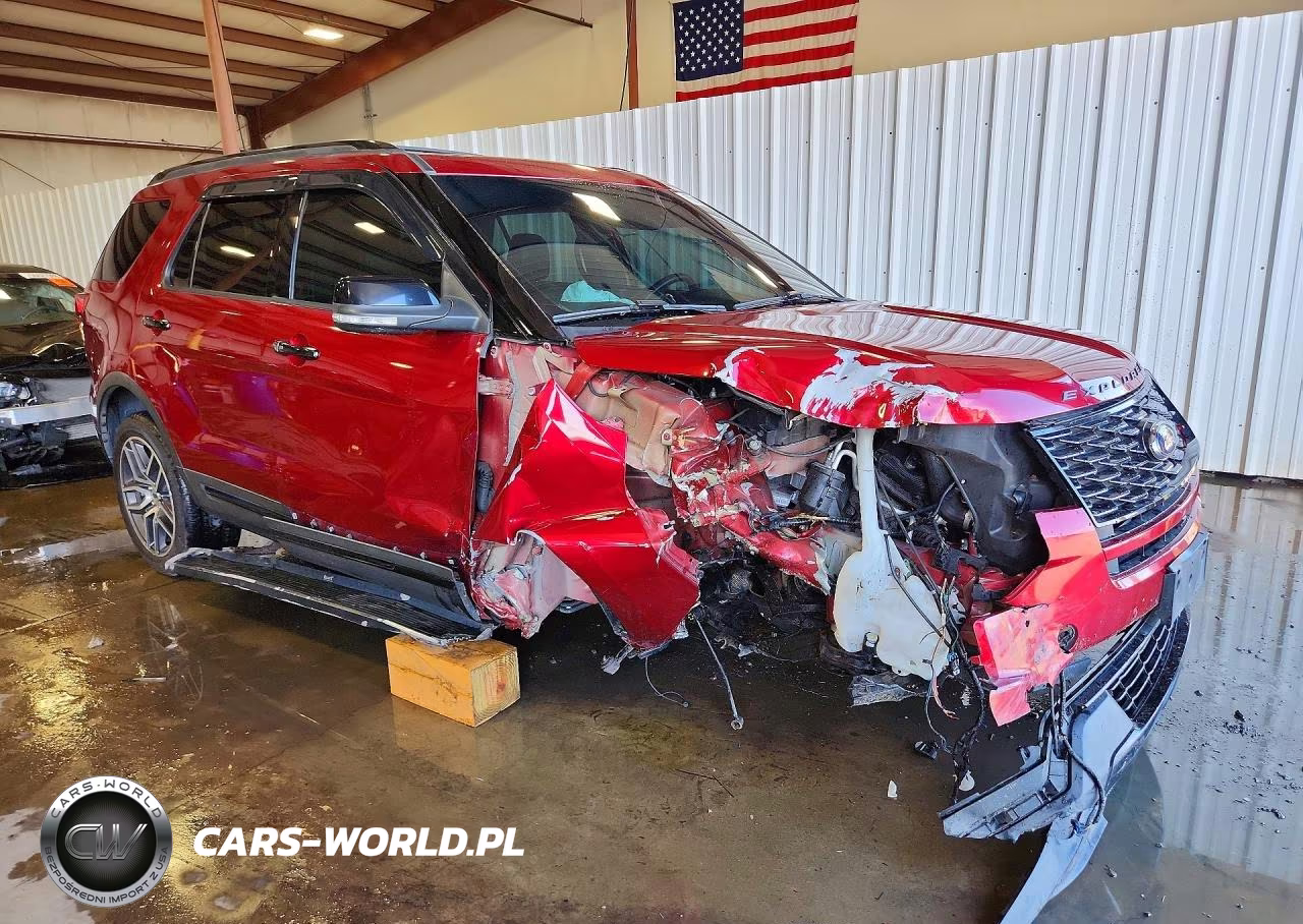 2018 Ford Explorer Sport VIN:1FM5K8GT3JGB62000 - 4