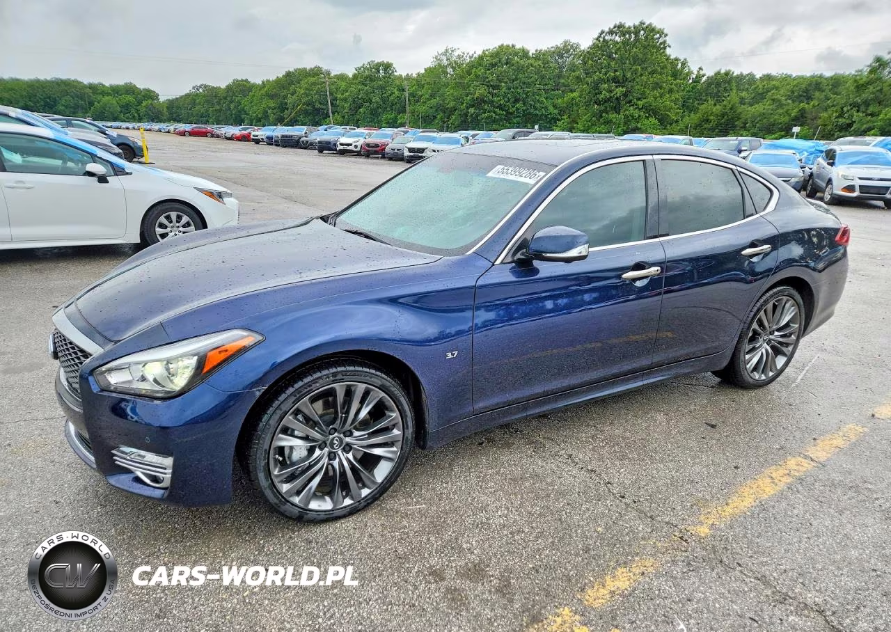 2017 Infiniti Q70 3.7 – zdjęcie 1 z 12