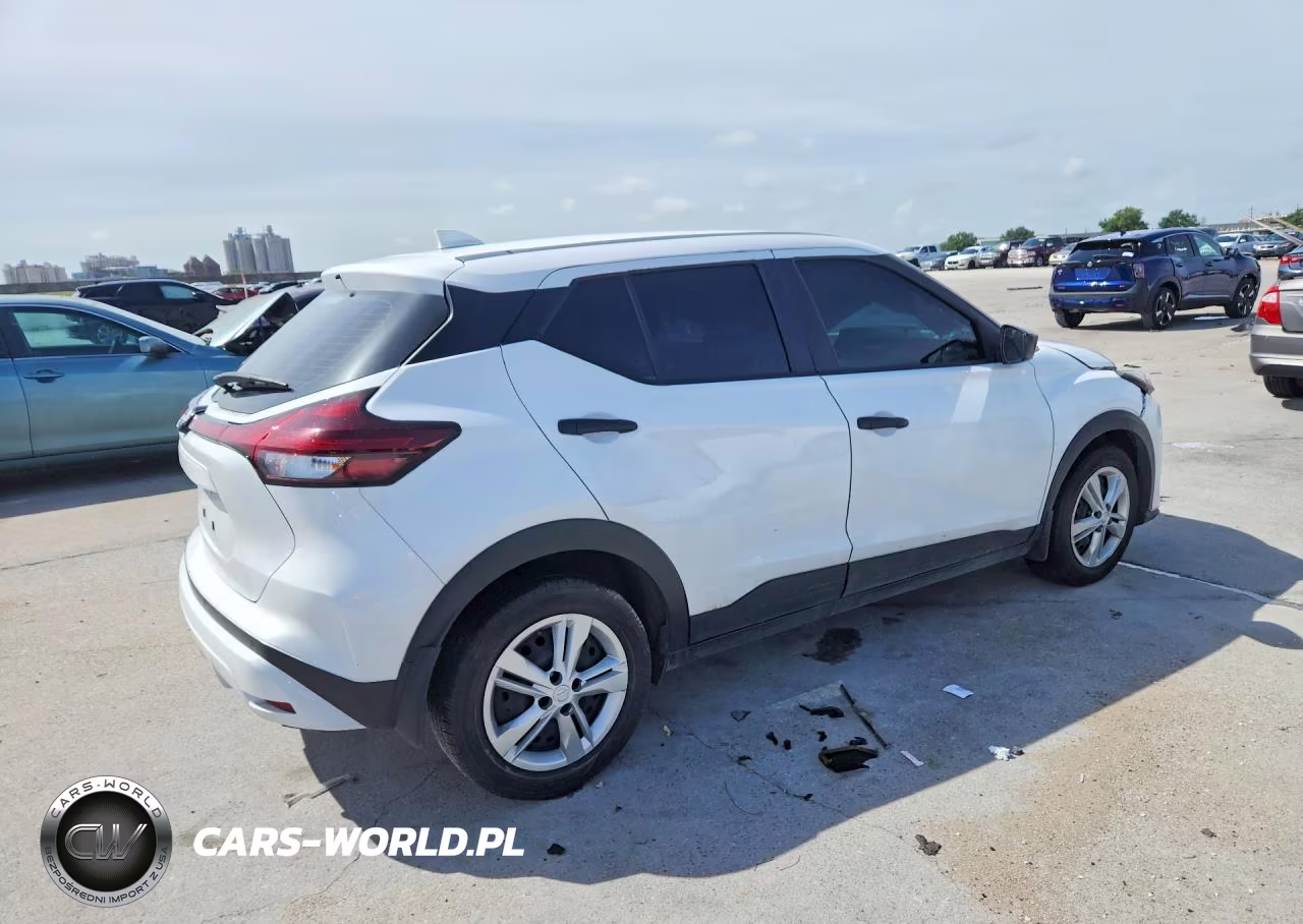 2025 Nissan Kicks Play S VIN:3N1CP5BV4SL482852 - 3