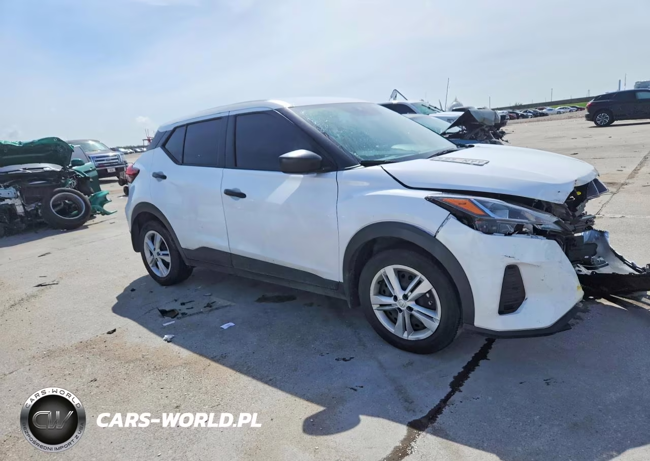 2025 Nissan Kicks Play S VIN:3N1CP5BV4SL482852 - 4