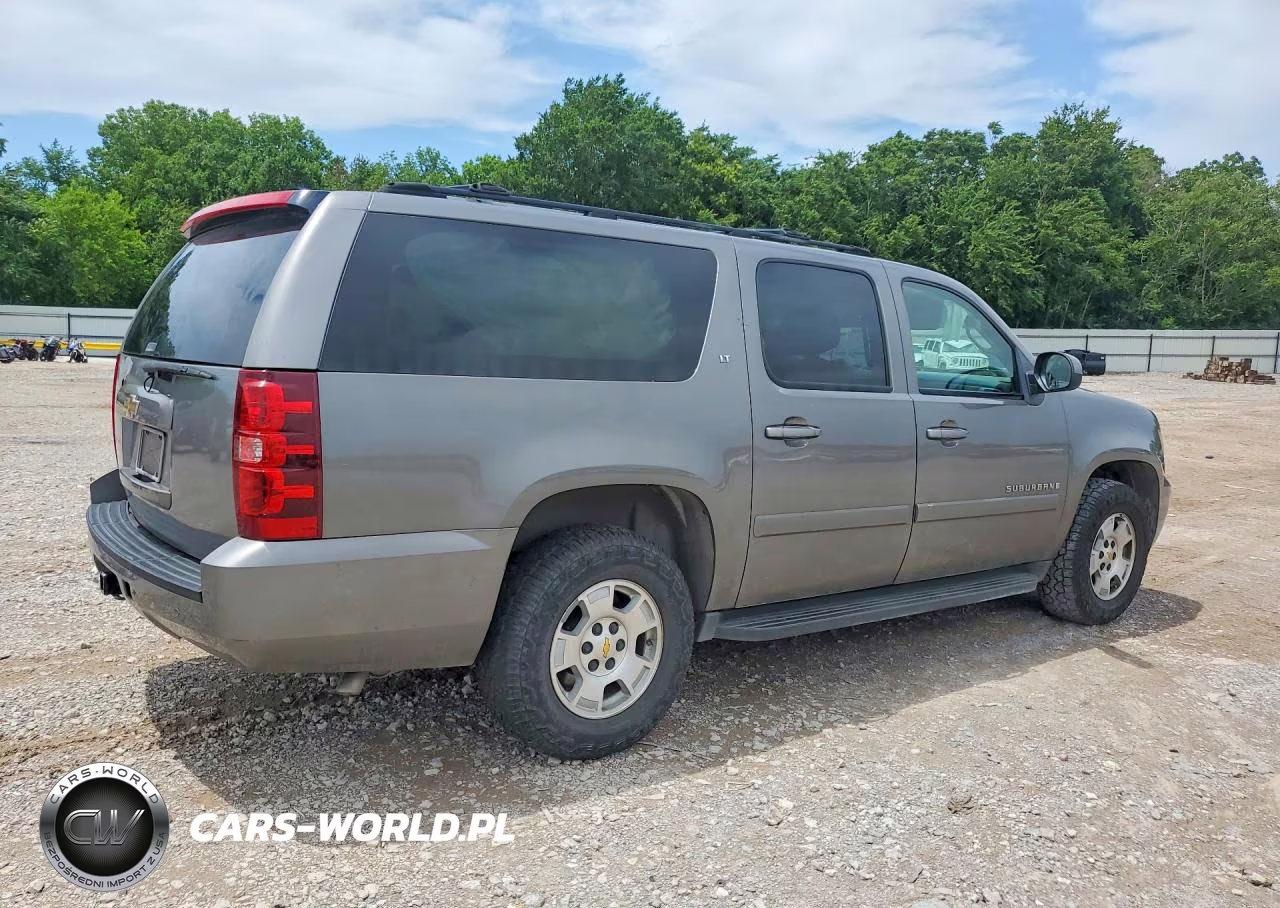 2007 Chevrolet Suburban C1500 VIN:1GNFC16037J216712 - 3