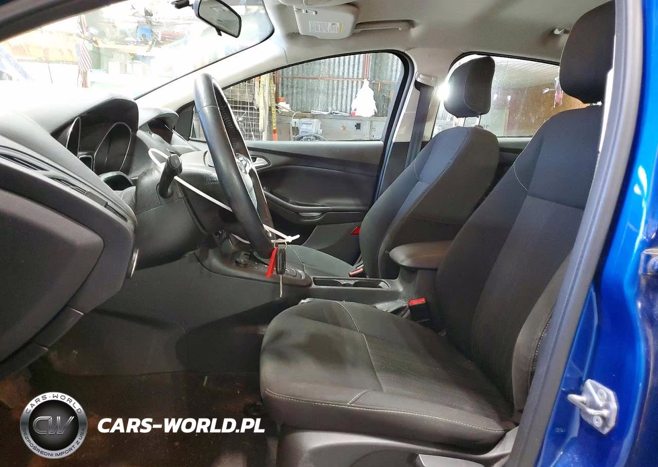 2018 Ford Focus Se VIN:1FADP3K21JL298061 - 7