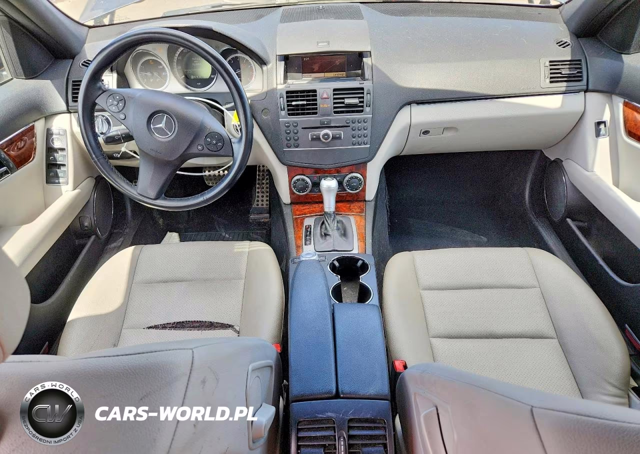 2011 Mercedes-Benz C 300 VIN:WDDGF5EB1BR174877 - 8