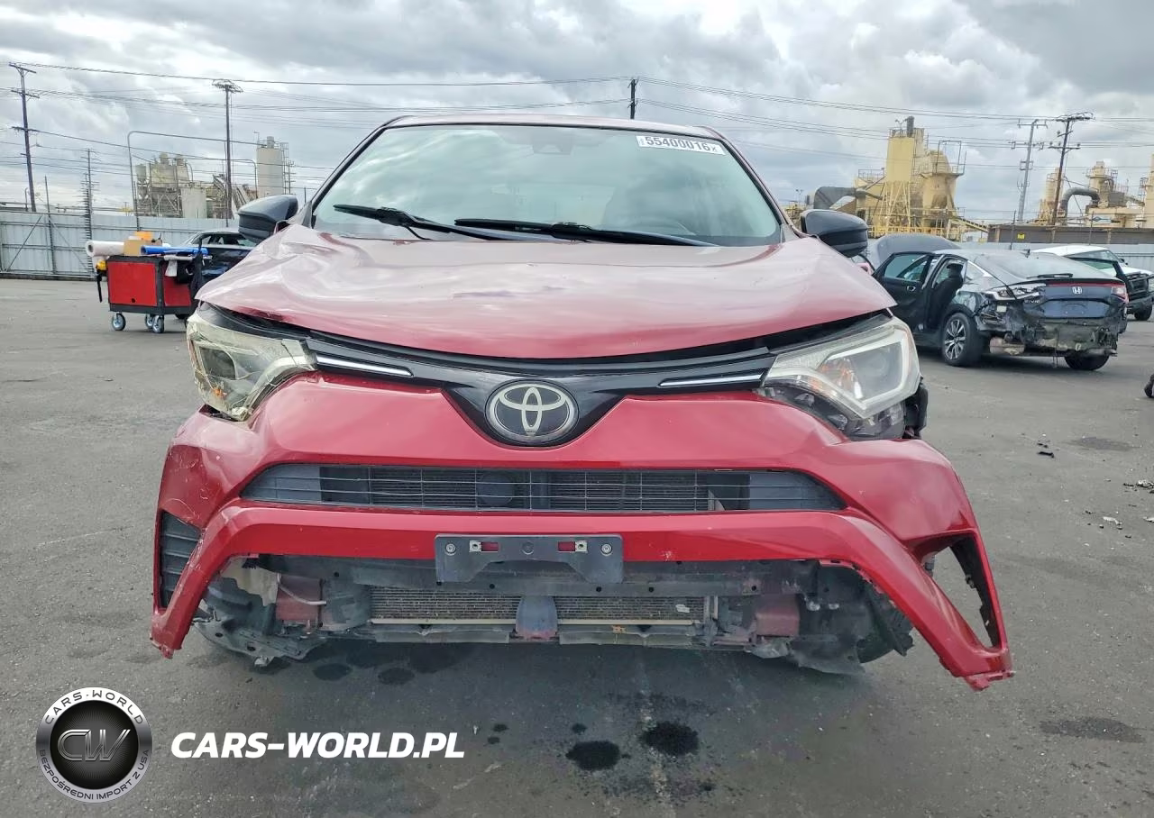 2018 Toyota Rav4 Le VIN:JTMZFREV4JD118335 - 5