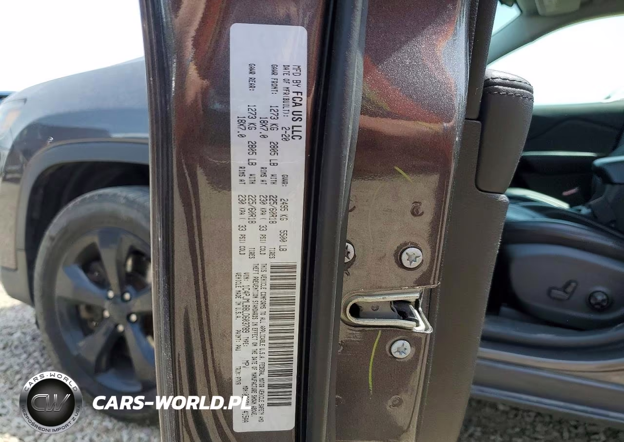 2020 Jeep Cherokee Latitude Plus VIN:1C4PJMLB8LD603789 - 14