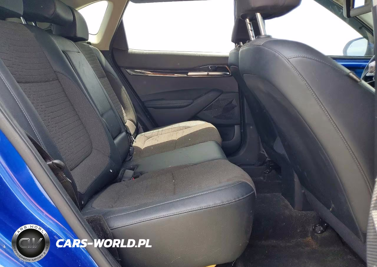 2021 Kia Seltos S VIN:KNDEUCA28M7151967 - 11
