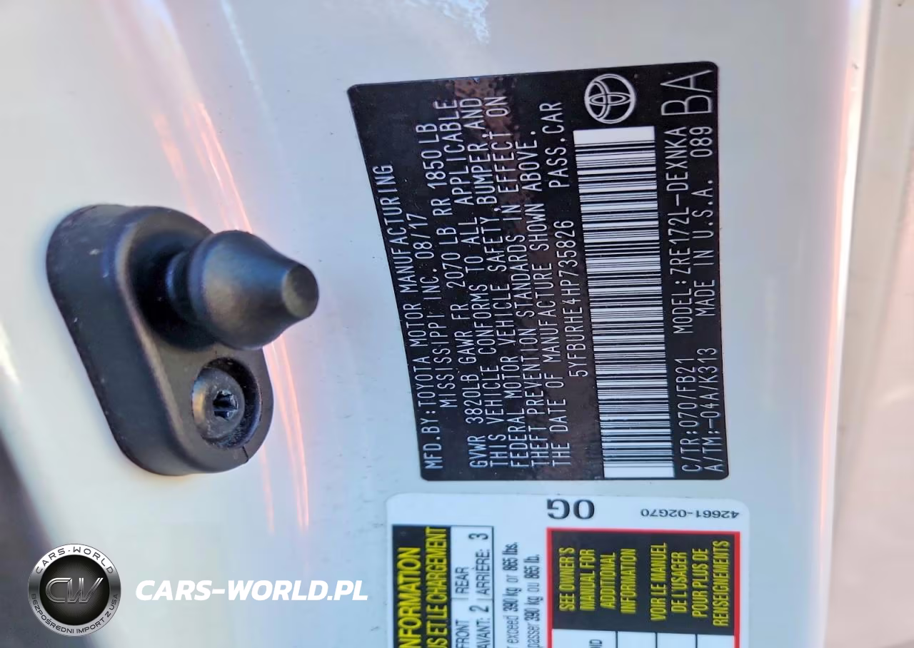 2017 Toyota Corolla Le VIN:5YFBURHE4HP735826 - 12