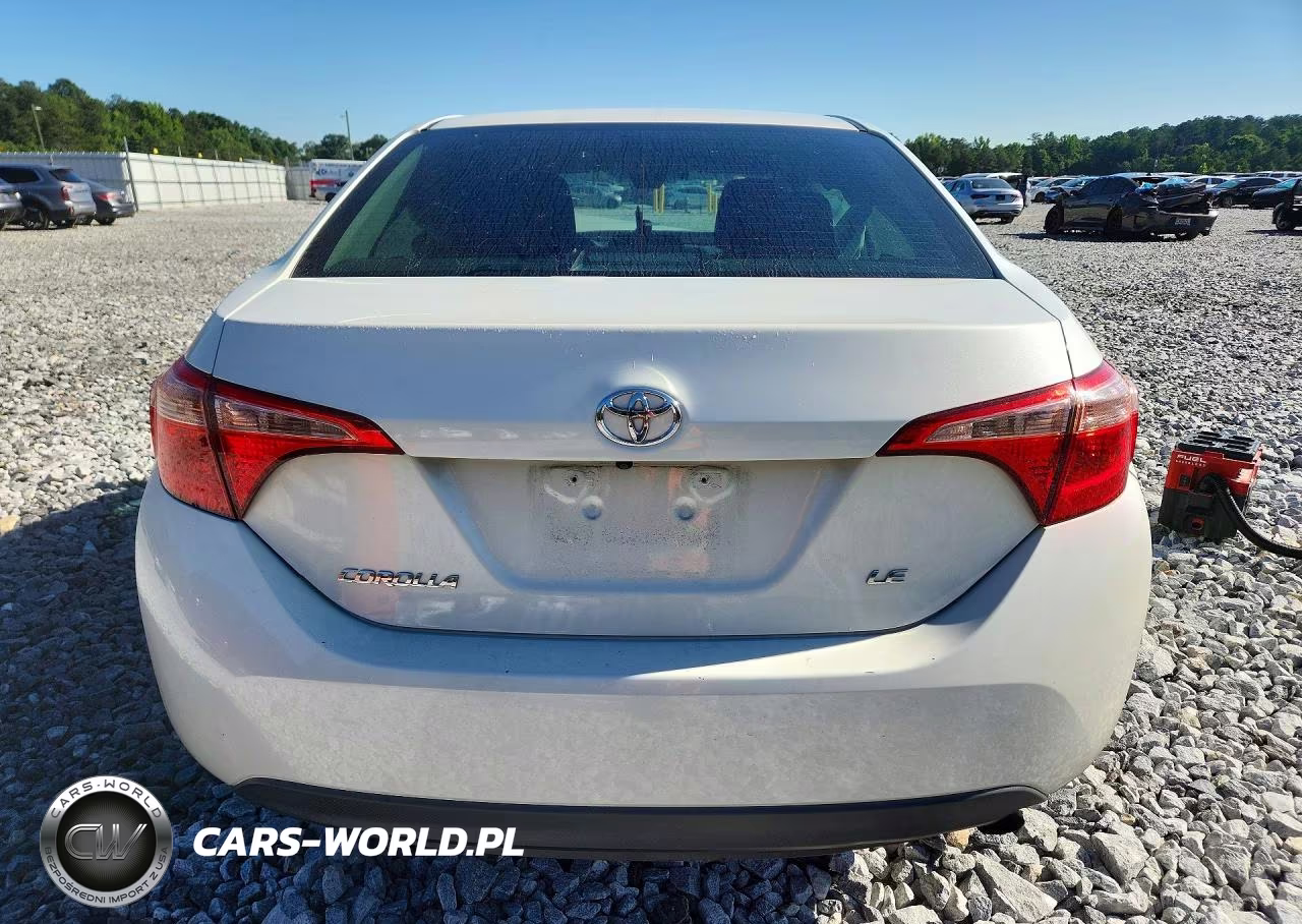 2017 Toyota Corolla Le VIN:5YFBURHE4HP735826 - 6