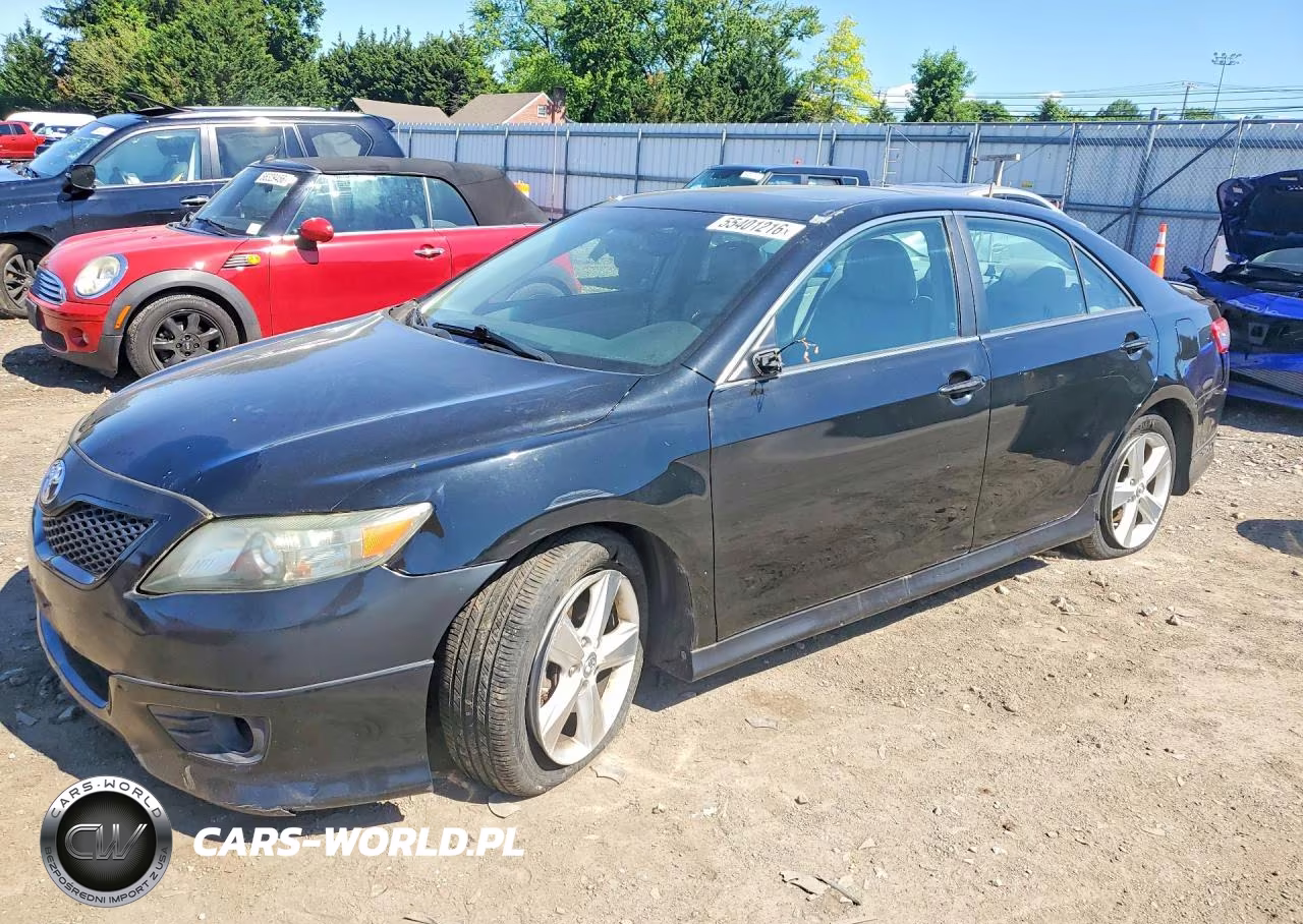 2011 Toyota Camry Se V6 – zdjęcie 1 z 12