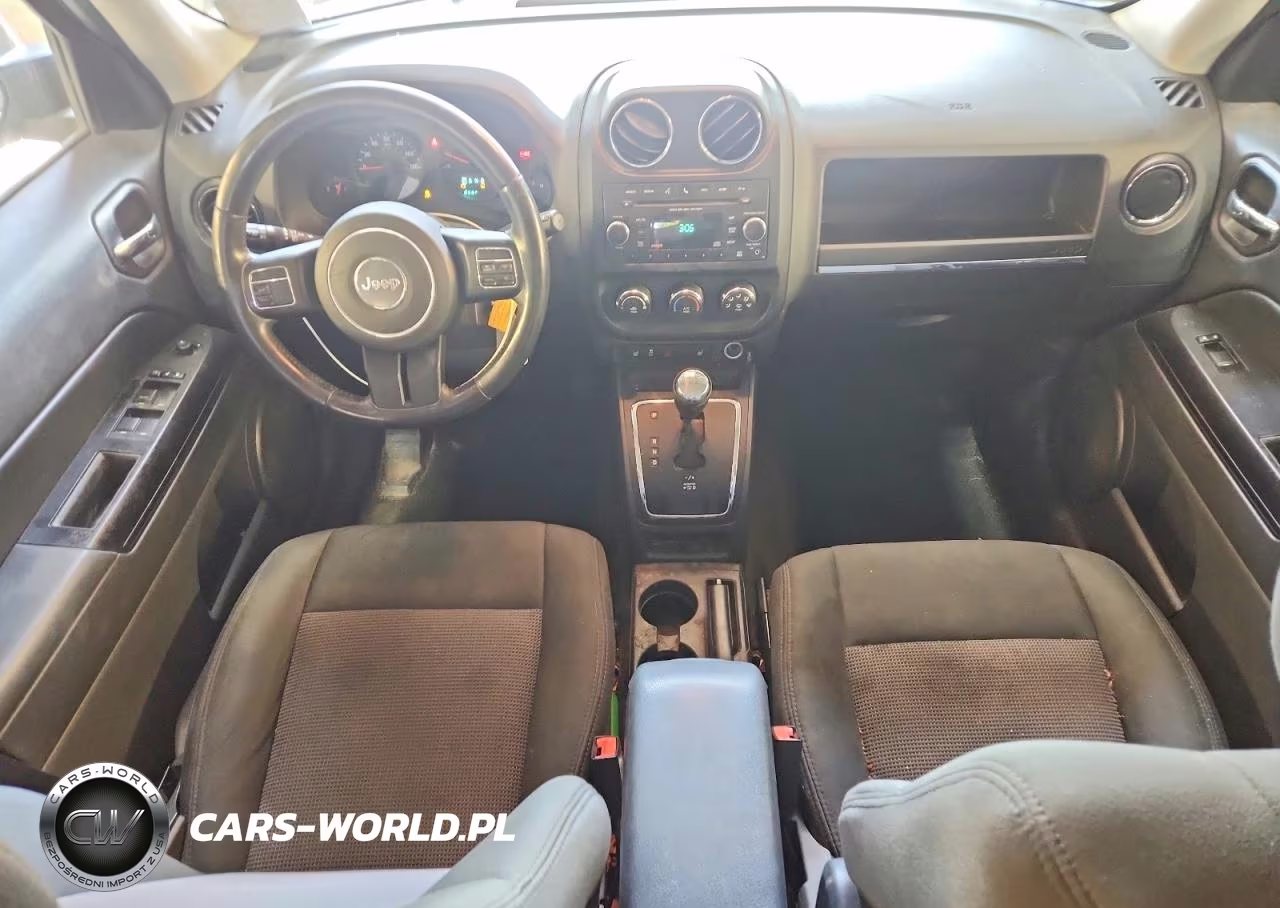 2013 Jeep Patriot Latitude VIN:1C4NJRFBXDD274286 - 8