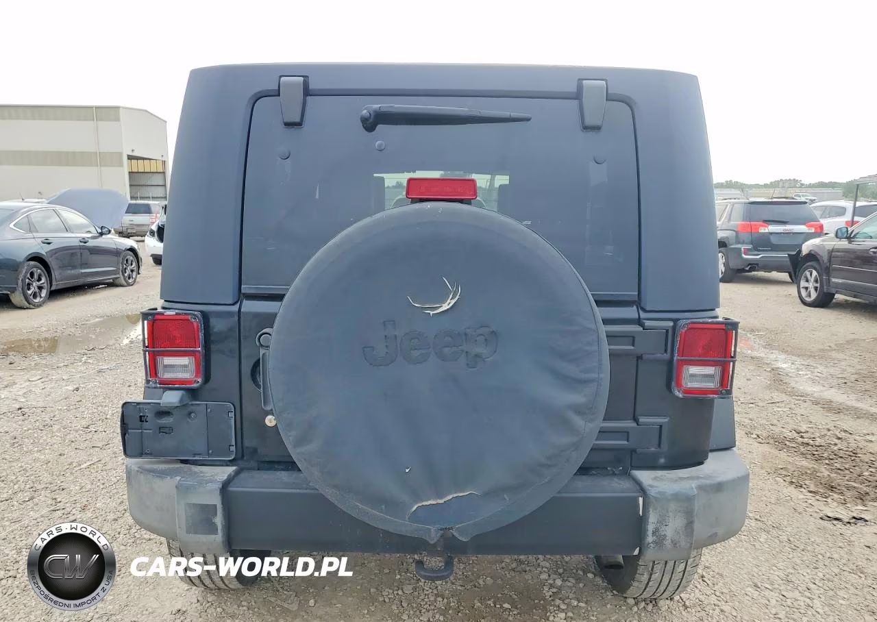 2008 Jeep Wrangler Unlimited Sahara VIN:1J8GA59148L542743 - 6