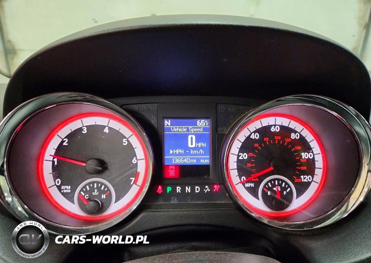 2019 Dodge Grand Caravan Crew VIN:2C4RDGDG5KR633842 - 9