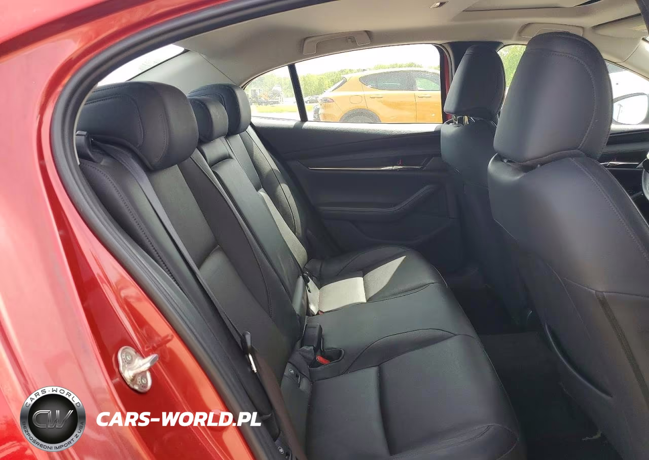 2021 Mazda 3 Premium Plus VIN:JM1BPBEY1M1321785 - 10