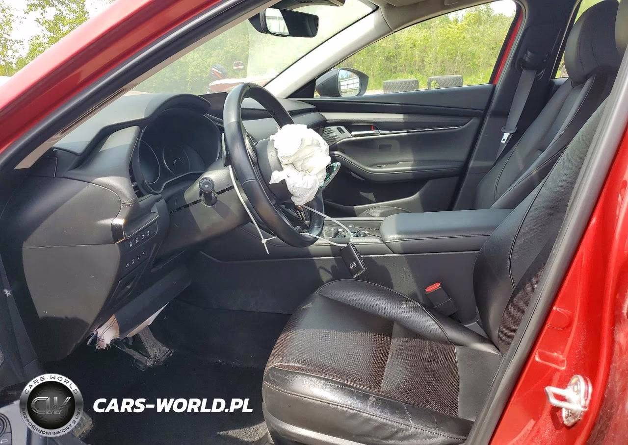 2021 Mazda 3 Premium Plus VIN:JM1BPBEY1M1321785 - 7