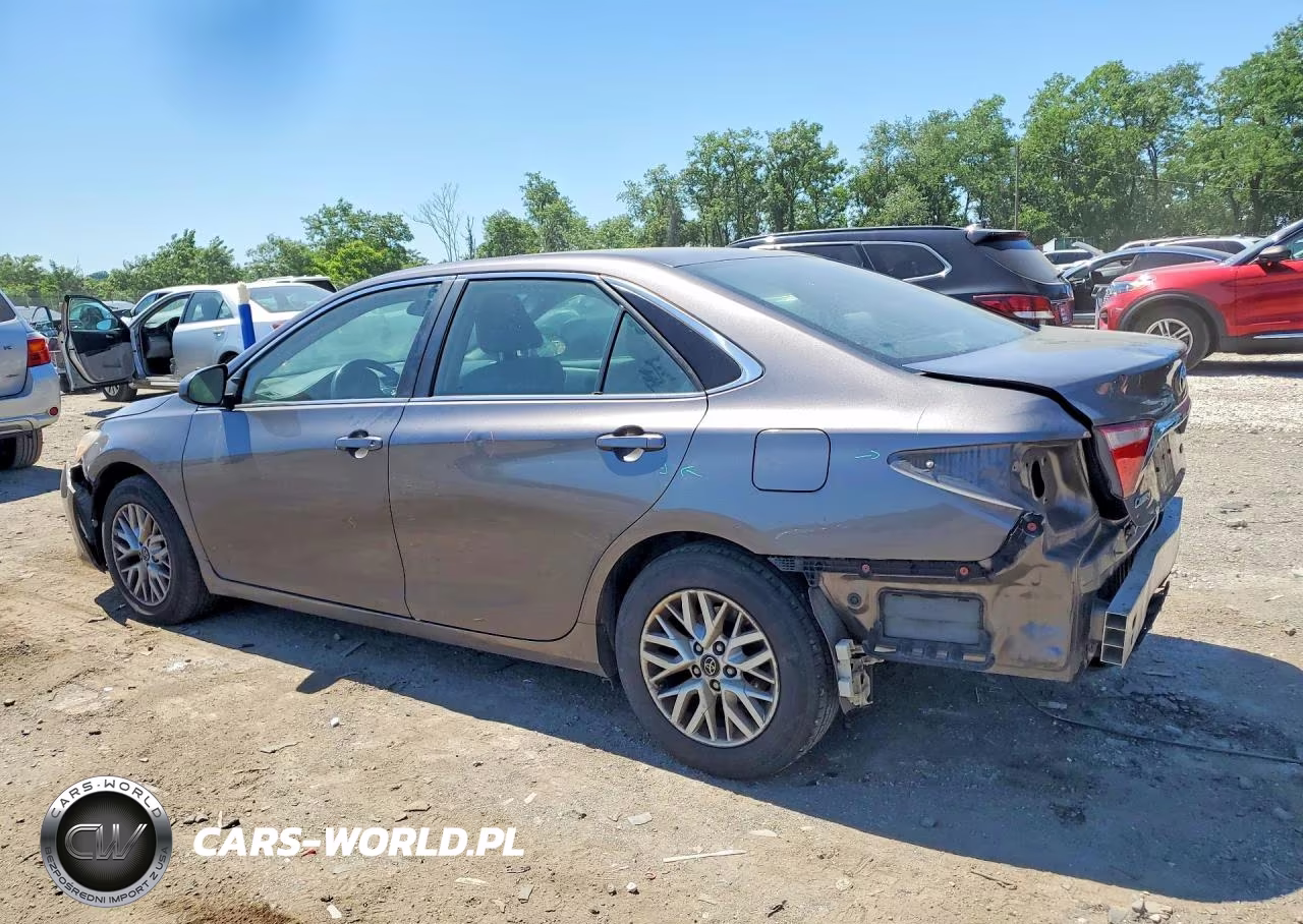2017 Toyota Camry Le VIN:4T1BF1FK1HU721031 - 2