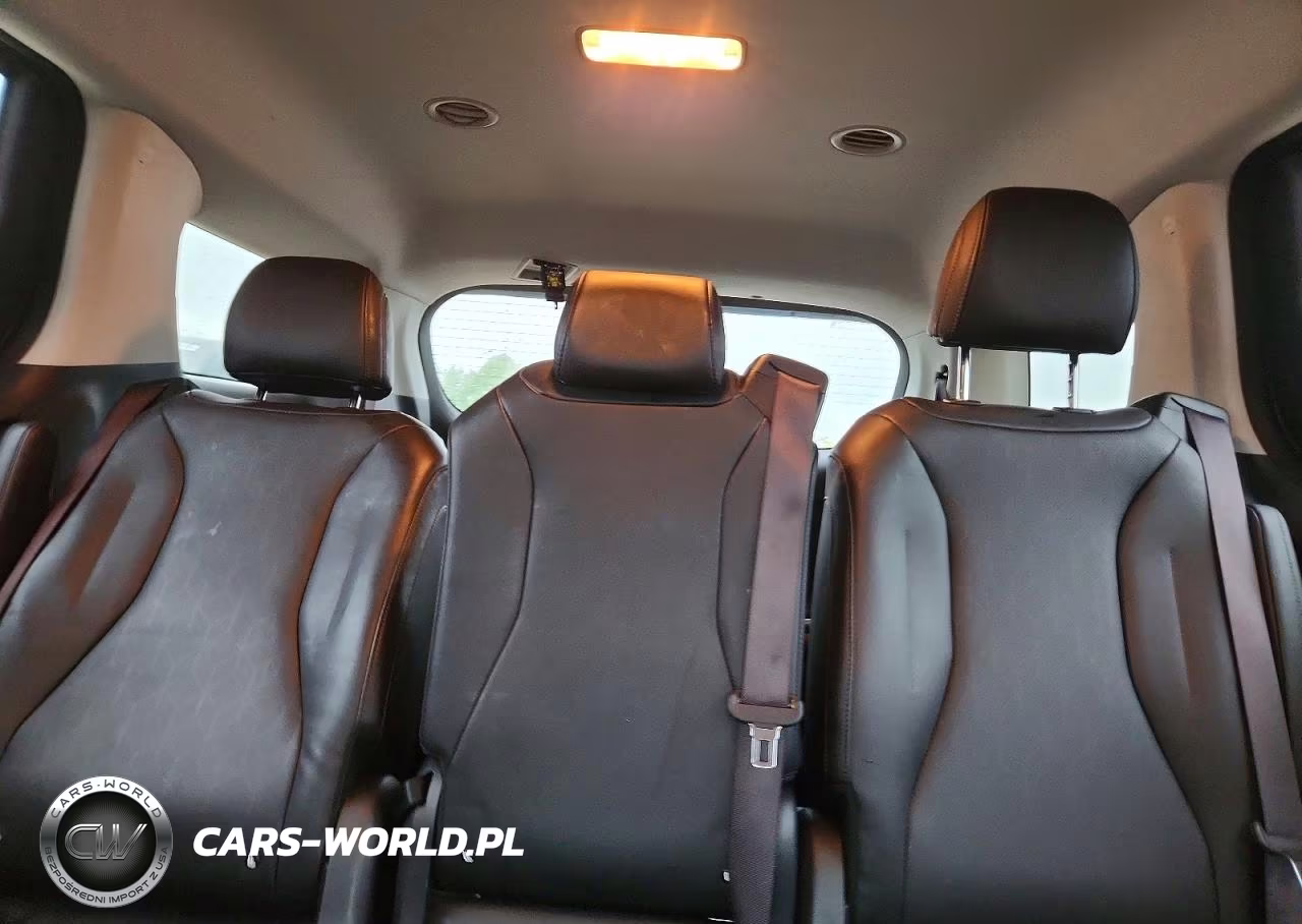 2025 Kia Carnival Lxs VIN:KNDNB5K36S6543910 - 10