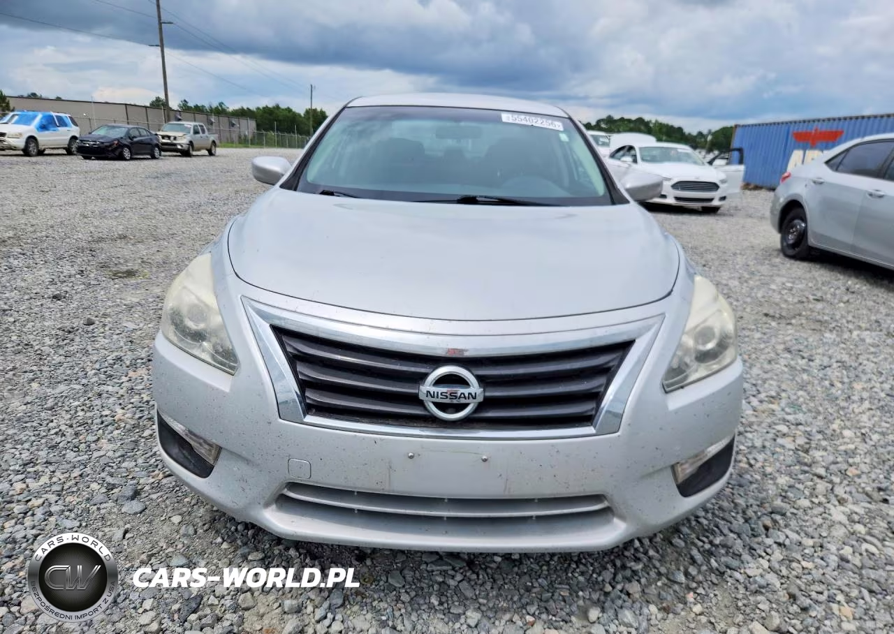 2015 Nissan Altima 2.5 S VIN:1N4AL3AP1FN922593 - 5