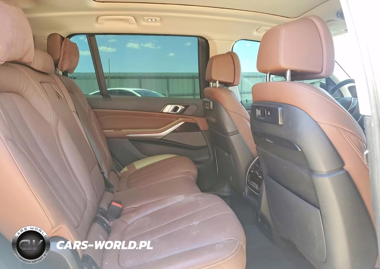 2020 BMW X7 xDrive40I VIN:5UXCW2C02L9A01929 - 11