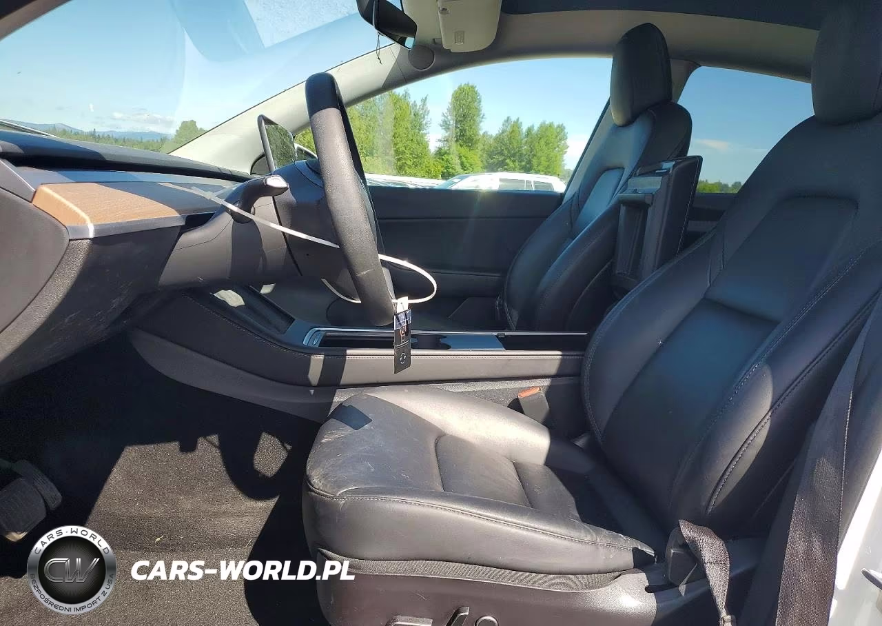 2021 Tesla Model Y VIN:5YJYGAEE9MF237781 - 7