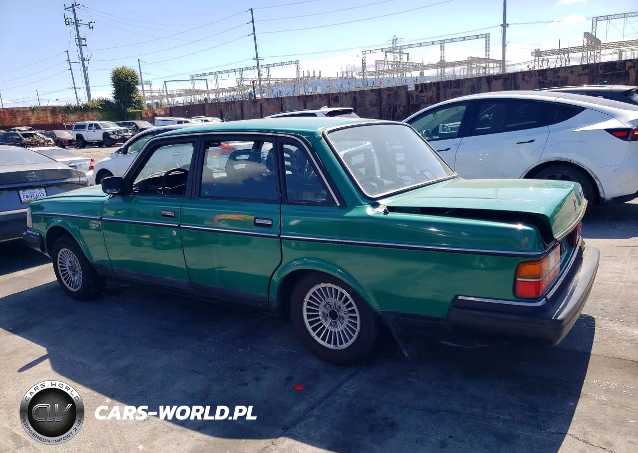 1990 Volvo 240 Base VIN:YV1AA8847L1392538 - 2
