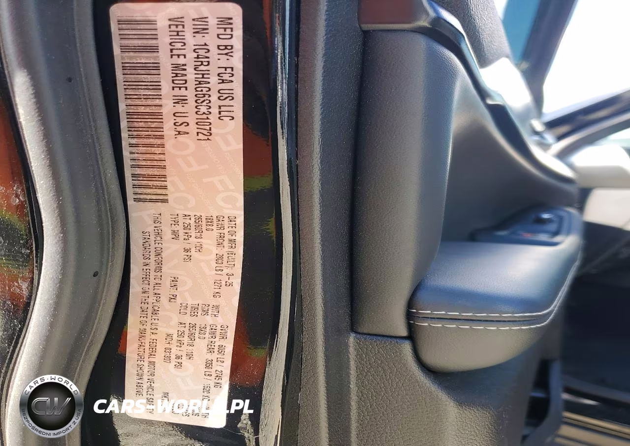2025 Jeep Grand Cherokee Laredo VIN:1C4RJHAG6SC310721 - 13