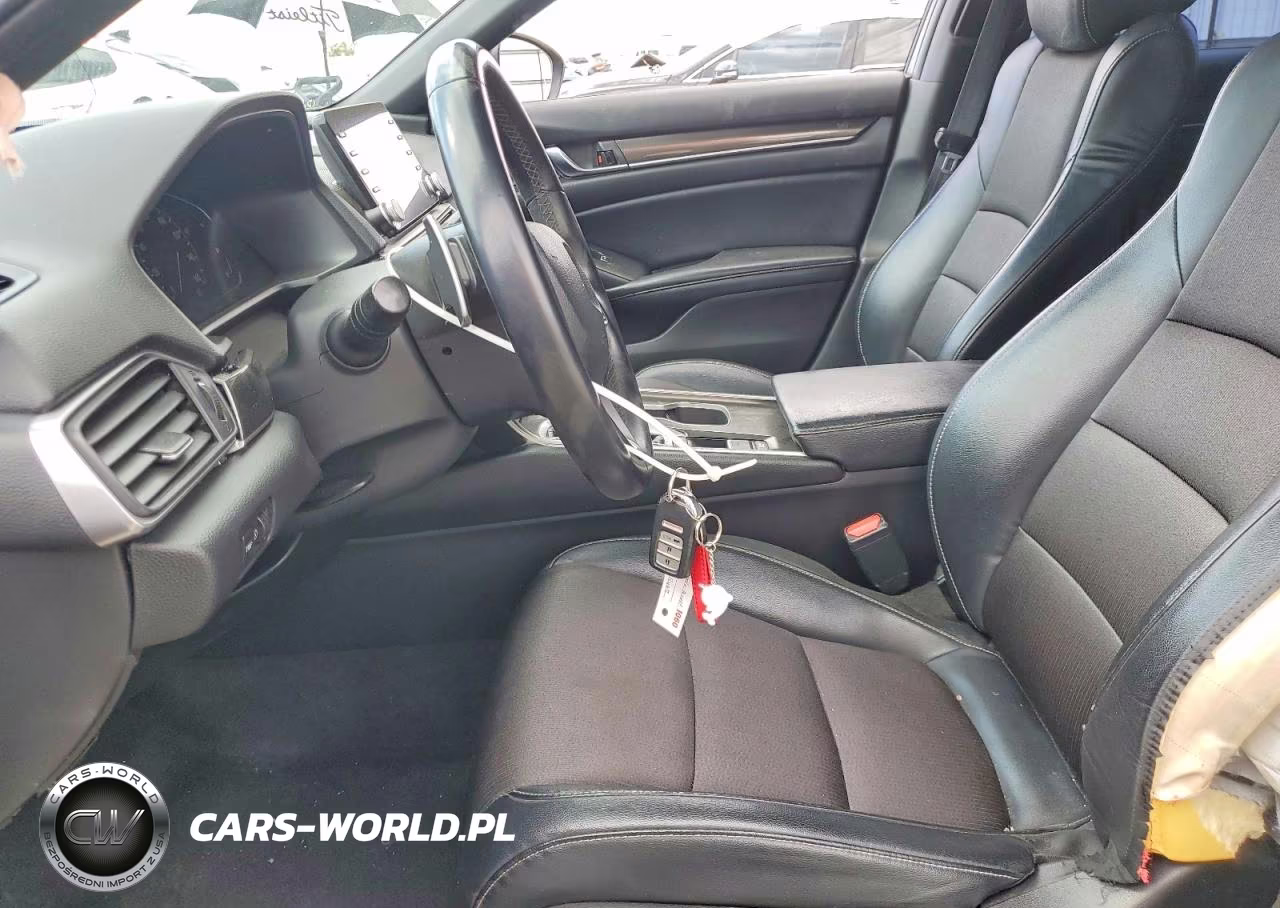 2018 Honda Accord Sport VIN:1HGCV1F32JA145978 - 7