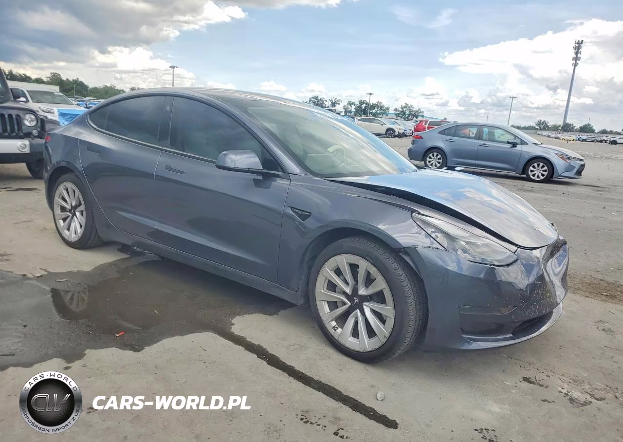 2023 Tesla Model 3 VIN:5YJ3E1EAXPF669328 - 4