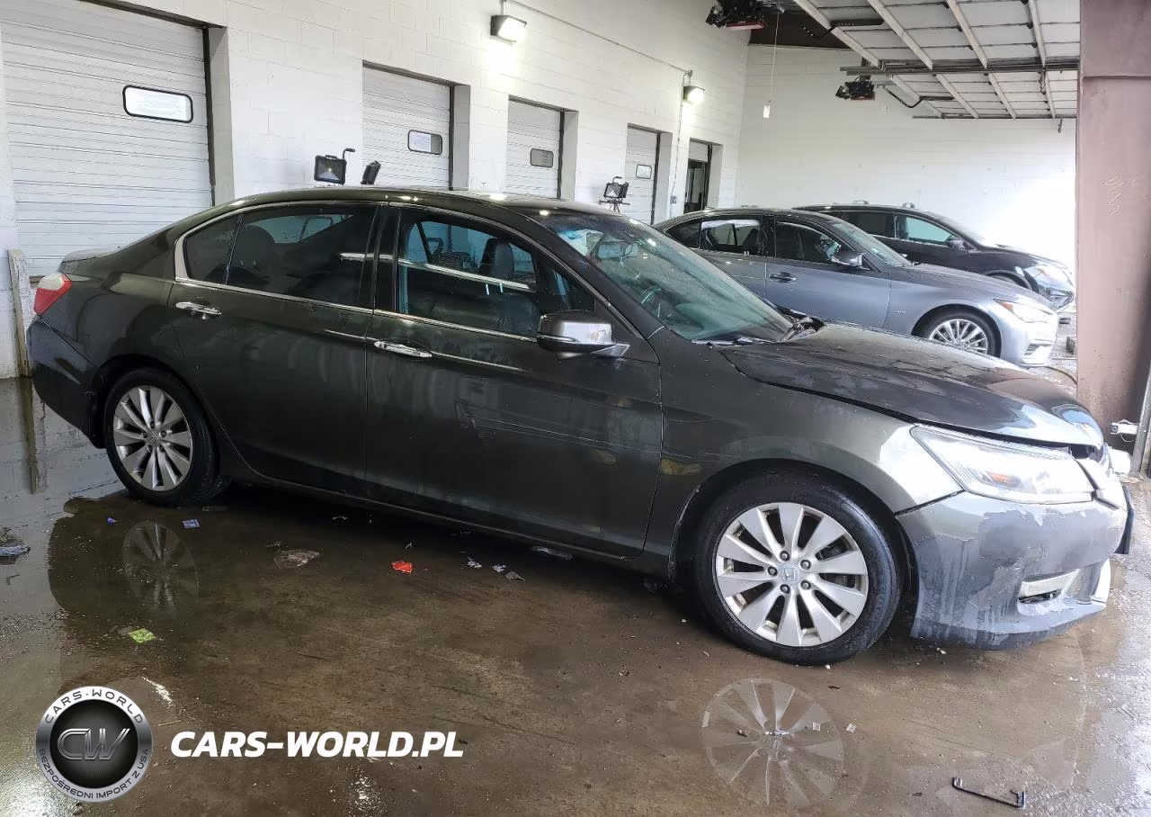 2014 Honda Accord Exl VIN:1HGCR2F82EA204670 - 4
