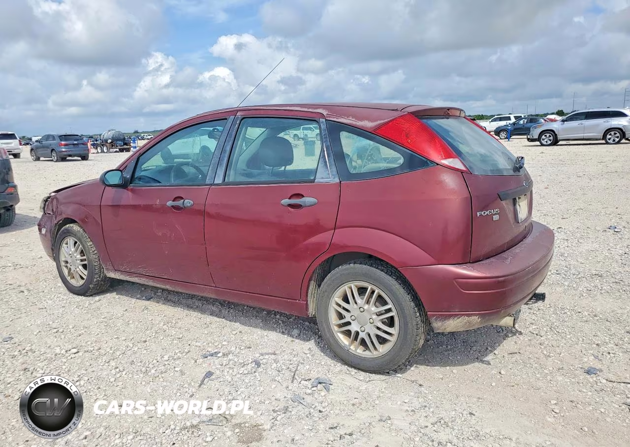 2007 Ford Focus Zx5 VIN:1FAFP37N37W240861 - 2