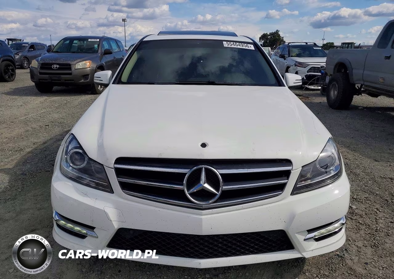2014 Mercedes-Benz C 250 Luxury-Sport VIN:WDDGF4HB9EG255163 - 5