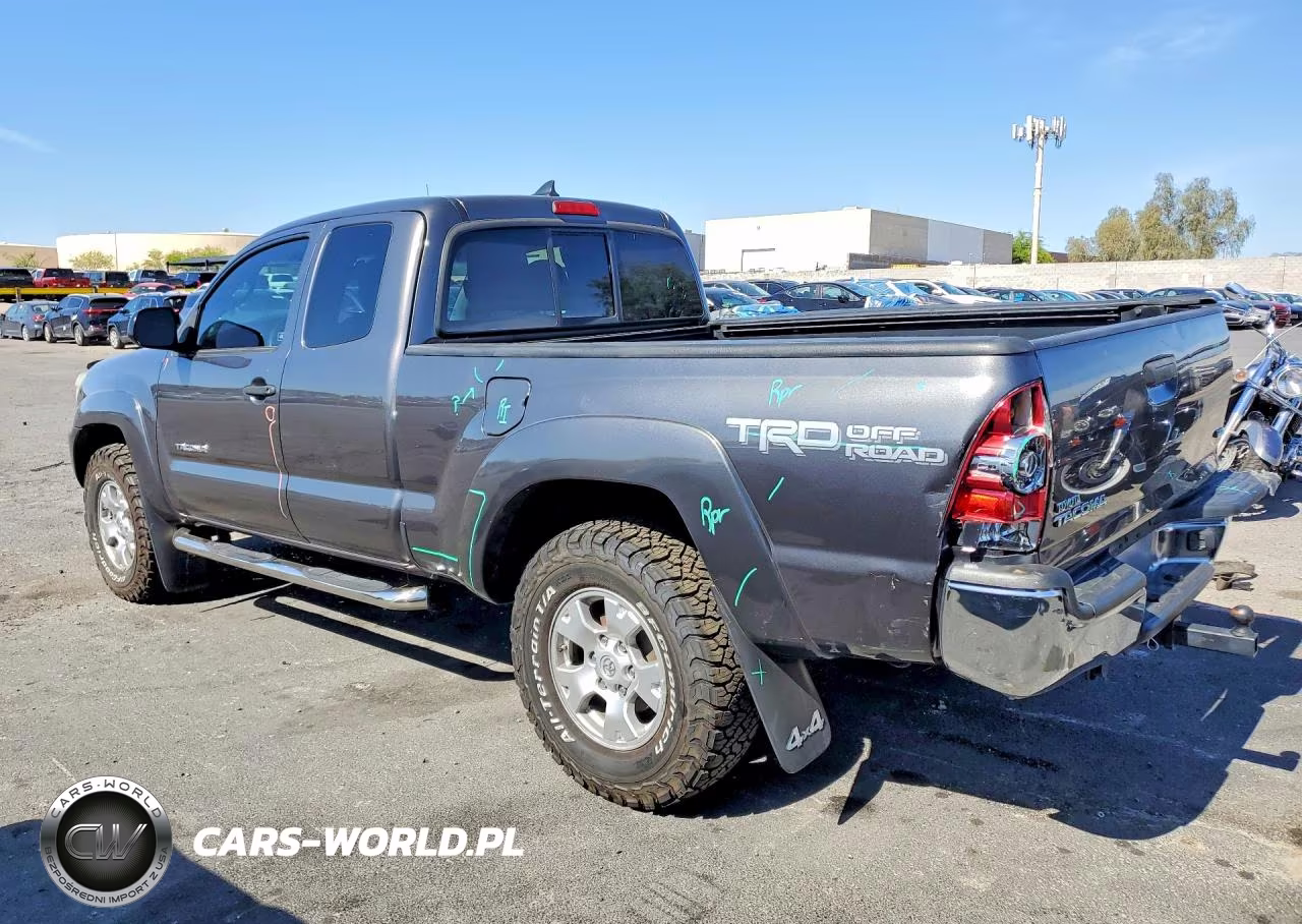 2015 Toyota Tacoma V6 VIN:5TFUU4EN2FX141167 - 2