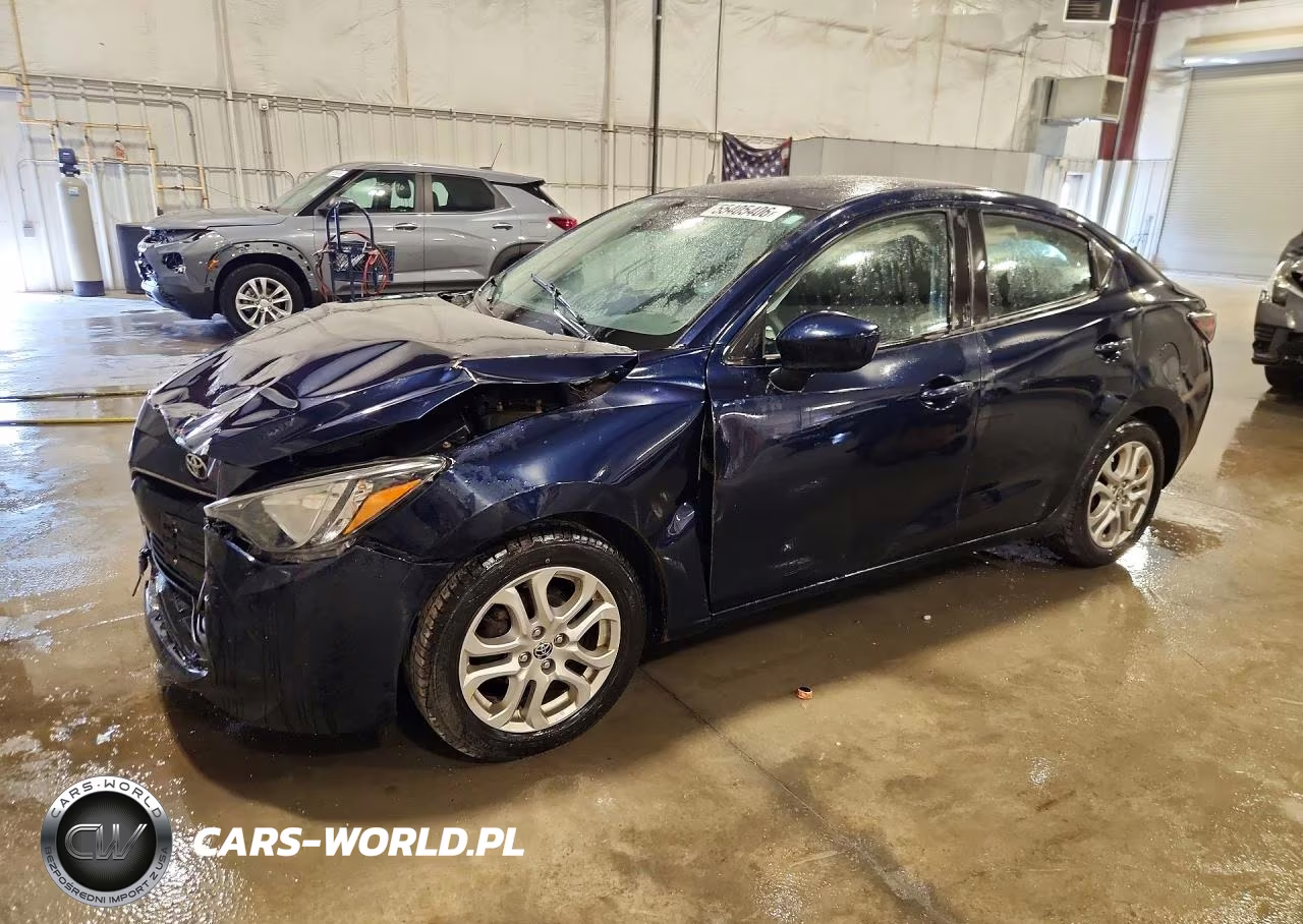 2017 Toyota Yaris Ia Base – zdjęcie 1 z 12