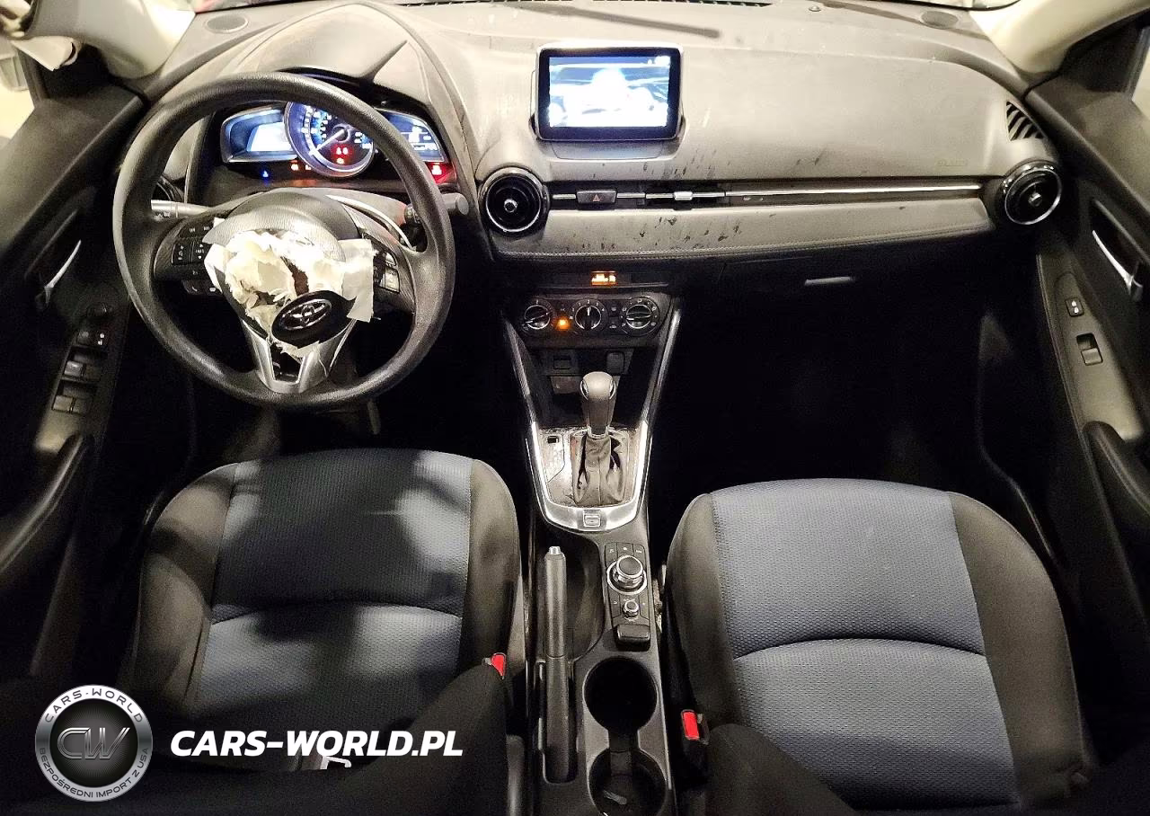 2017 Toyota Yaris Ia Base VIN:3MYDLBYV8HY196048 - 8