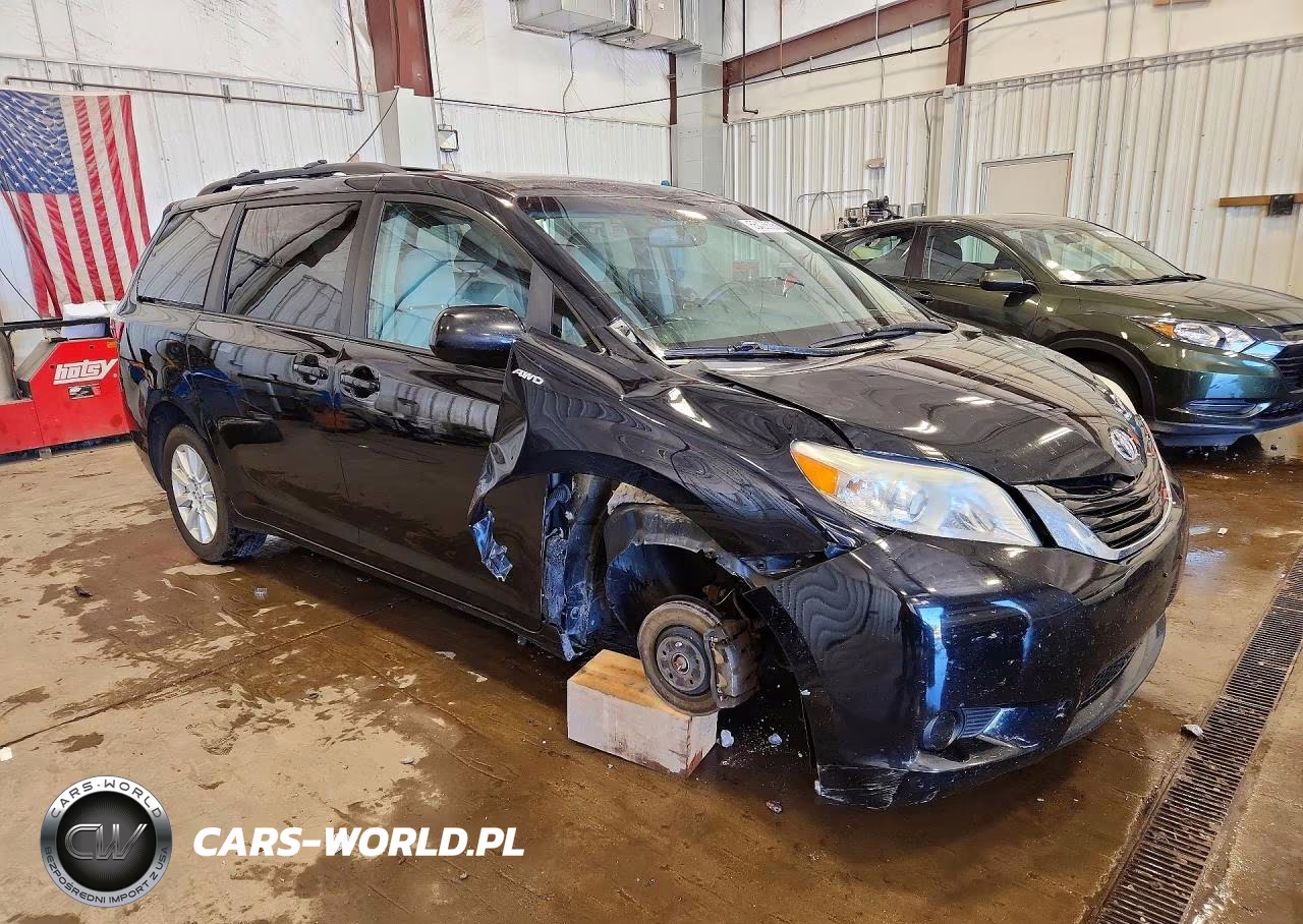 2017 Toyota Sienna Le VIN:5TDJZ3DC6HS166404 - 4