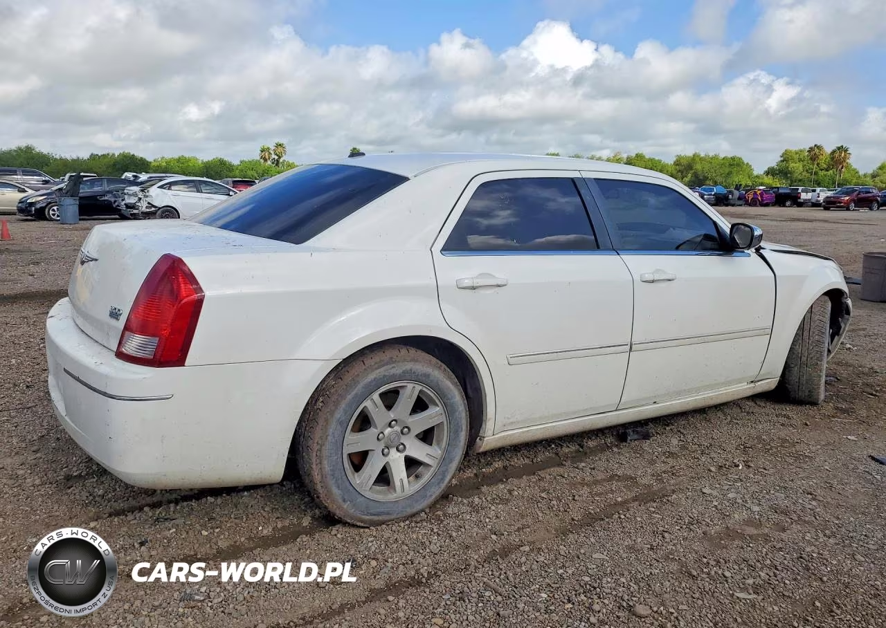 2006 Chrysler 300 Touring VIN:2C3KA53G36H411462 - 3