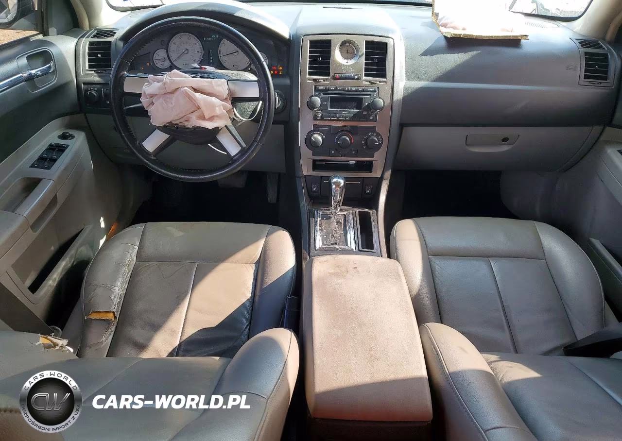 2006 Chrysler 300 Touring VIN:2C3KA53G36H411462 - 8