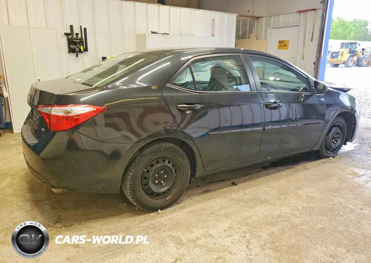 2016 Toyota Corolla Le VIN:2T1BURHE8GC700981 - 3