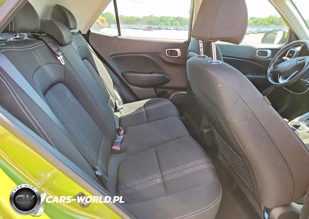 2022 Hyundai Venue Sel VIN:KMHRC8A3XNU155253 - 11