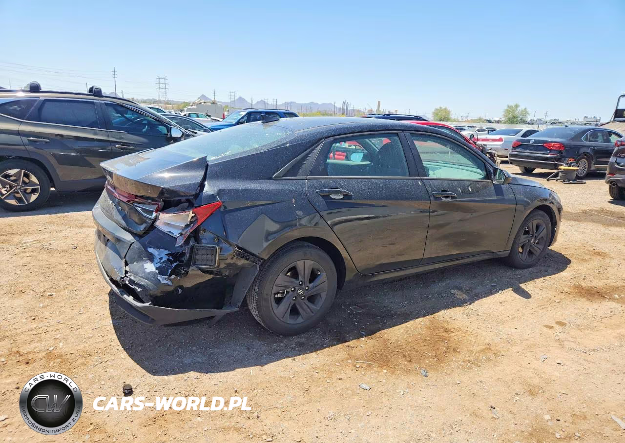 2022 Hyundai Elantra Sel VIN:5NPLS4AG7NH065934 - 3