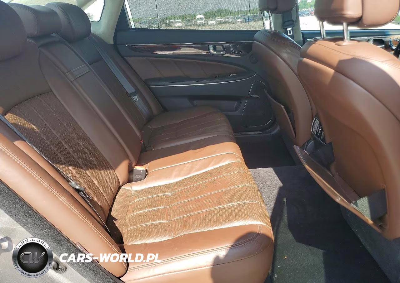 2011 Hyundai Equus Signature VIN:KMHGH4JF1BU029564 - 10