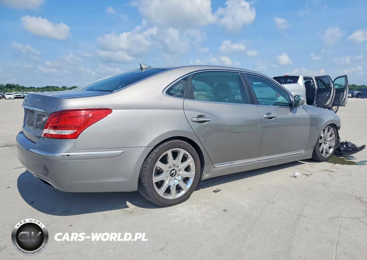 2011 Hyundai Equus Signature VIN:KMHGH4JF1BU029564 - 3
