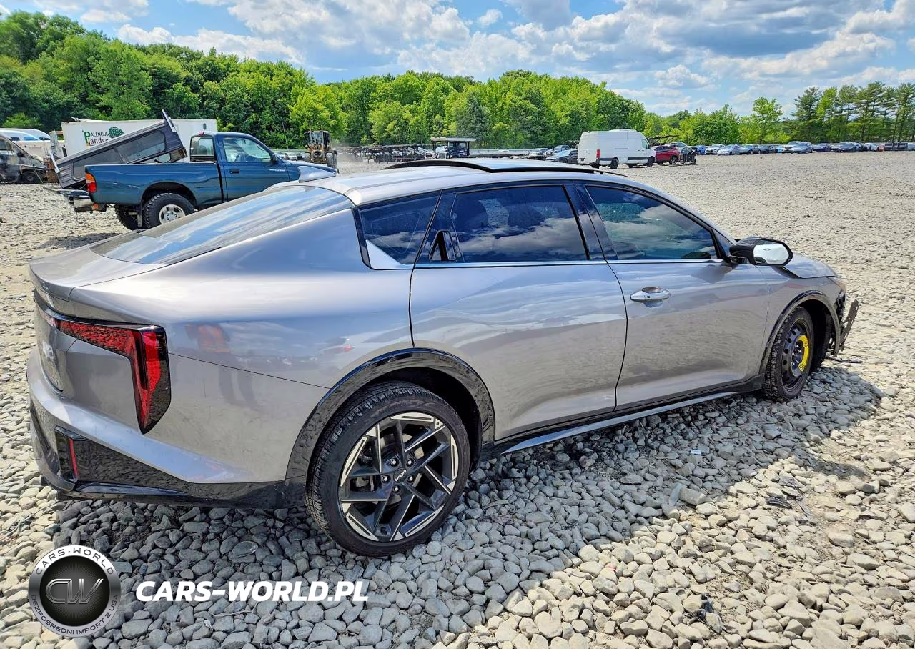 2025 Kia K4 Gt Line VIN:3KPFW4DE6SE074653 - 3