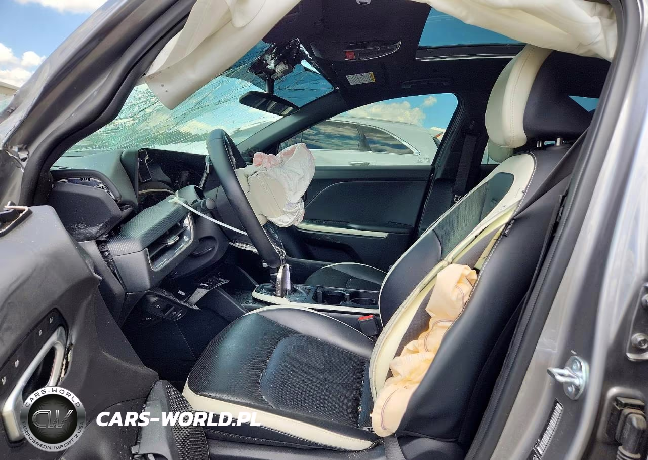 2025 Kia K4 Gt Line VIN:3KPFW4DE6SE074653 - 7