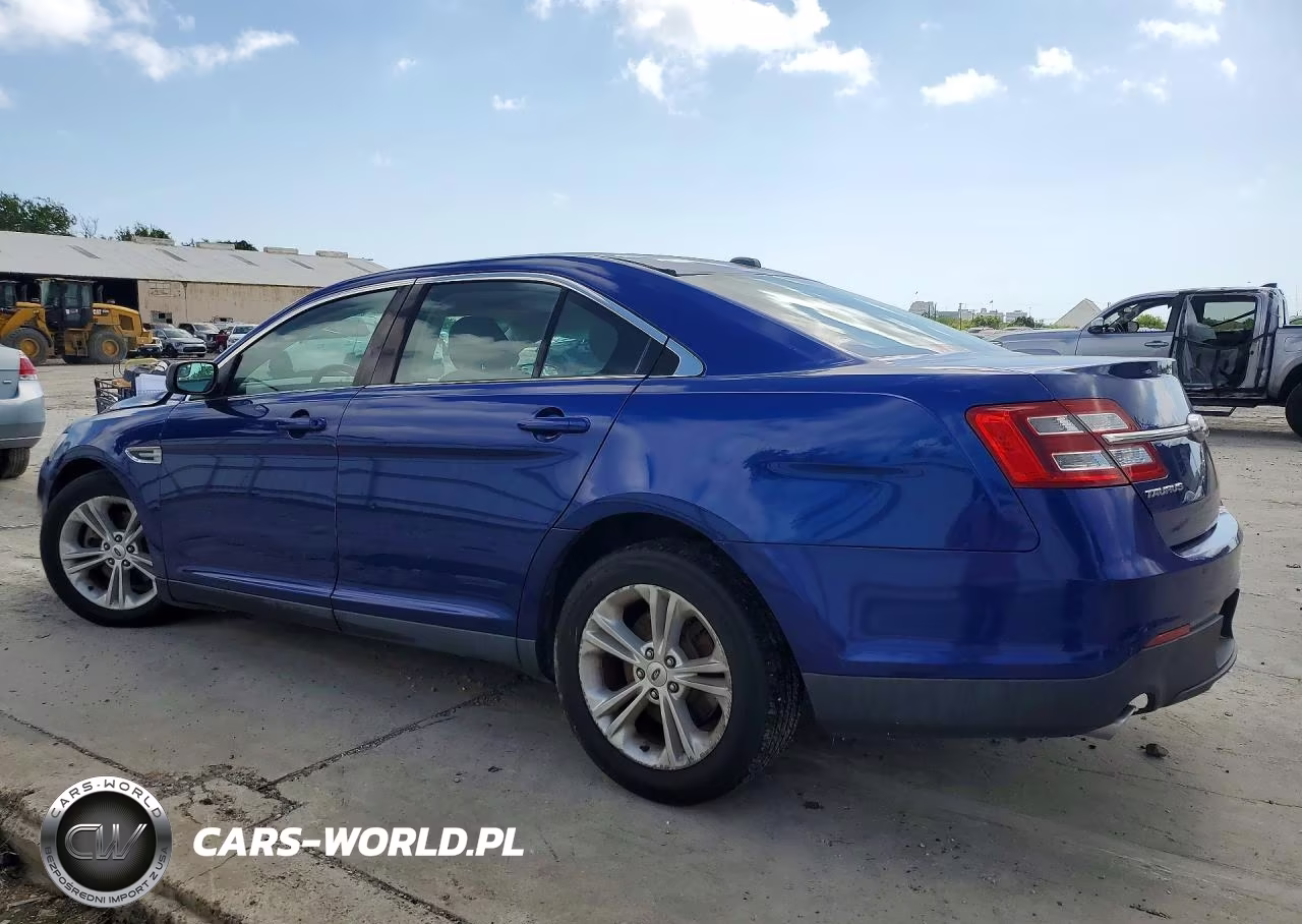 2015 Ford Taurus Se VIN:1FAHP2D81FG207268 - 2